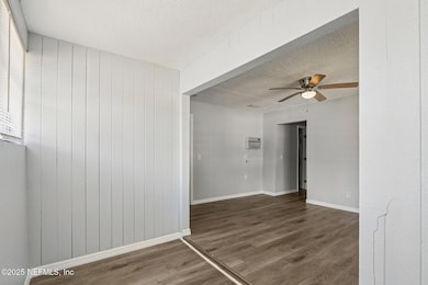 1912 Pullman Ct, Jacksonville, FL 32209 - photo 7