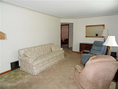 Cove ceiling and plaster walls
