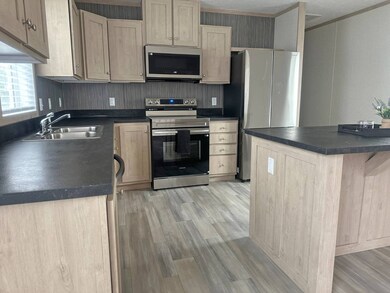 14876 Washington Rd unit 155, West Burlington, IA 52655 - photo 6