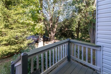 205 Cheyenne Ct, Asheville, NC 28803 - photo 4