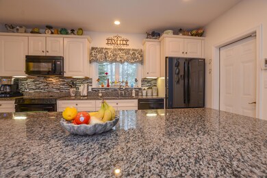 19 Chestnut kitchen