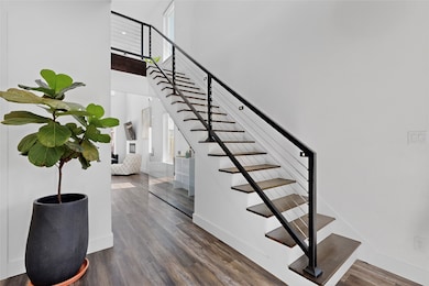 602 Martinique Ave, Dallas, TX 75223 - photo 5