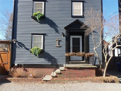 491 Spring St, Newport, RI 02840 - photo 3