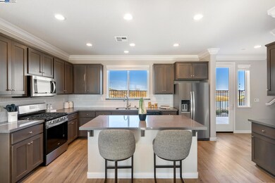 1481 Monument Ln, Fairfield, CA 94533 - photo 7