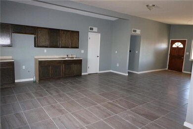 10435 Tomwood Ave, El Paso, TX 79925 - photo 7