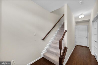 509 Brownstone Ct, Reisterstown, MD 21136 - photo 4