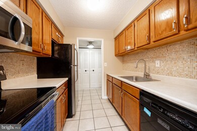 3015 Valley Dr unit 3015, West Chester, PA 19382 - photo 7