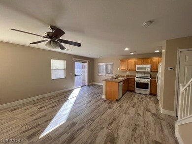 6013 Banbury Heights Way, Las Vegas, NV 89139 - photo 4