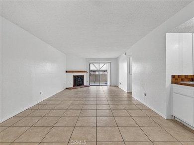 1419 W 179th St unit 9, Gardena, CA 90248 - photo 5