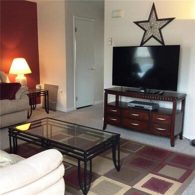 5641 Wood Ln, Allentown, PA 18106 - photo 3