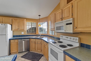 2550 S Ellsworth Rd unit 215, Mesa, AZ 85209 - photo 3