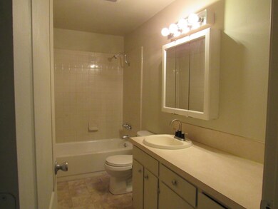 1411 Pleasant St, Medford, OR 97504 - photo 6