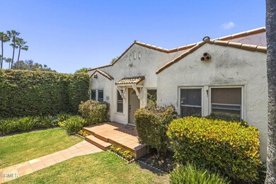 3-web-or-mls-Upmarketmedia_2252Vis-14