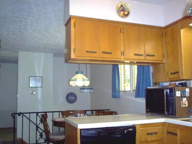 101 Lakeview Ln unit JO-9, Ironton, OH 45638 - photo 4