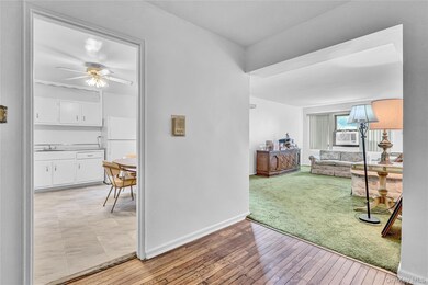 31-70 138th St unit 3H, Flushing, NY 11354 - photo 4