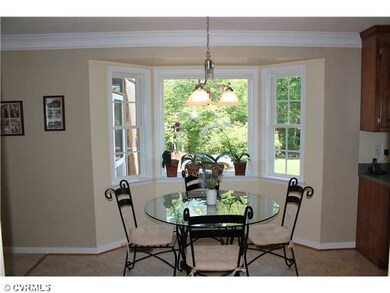 Kitchen - Breakfast Area