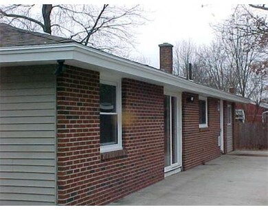 80 Clarence Rd unit 1, Bellingham, MA 02019 - photo 3