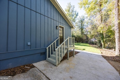 221 Jefferson Cir, Macon, GA 31220 - photo 4