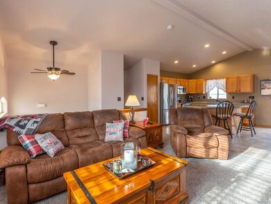 423 Beverly Ave, Medical Lake, WA 99022 - photo 3