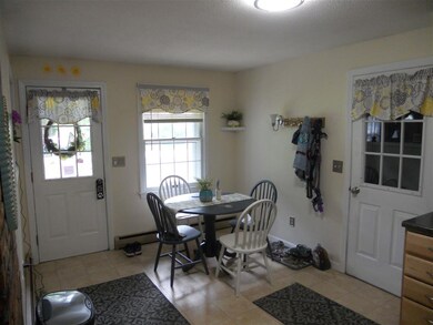 9 Cindy Ave, Claremont, NH 03743 - photo 5