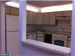 60 Voscek Ct unit E3, Lawrence Township, NJ 08648 - photo 5