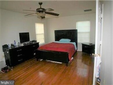 7013 Flag Harbor Dr, District Heights, MD 20747 - photo 6