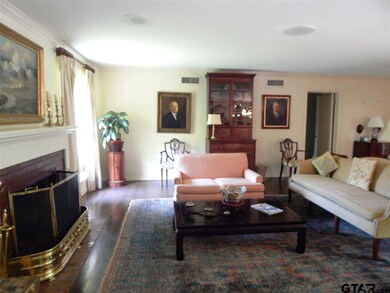 421 421 Rose Circle Dr, Tyler, TX 75701 - photo 4