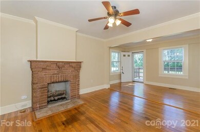 Living Room with gas log fireplace