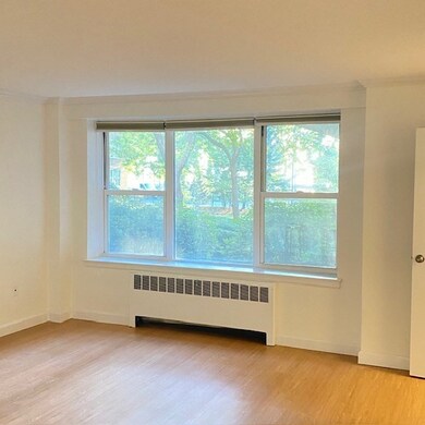 145 Pinckney St Concierge Bldg unit 129, Boston, MA 02114 - photo 6