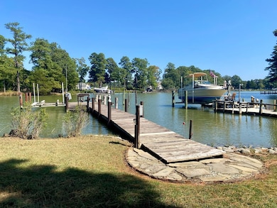 404 Neptune Ln, Hague, VA 22469 - photo 6