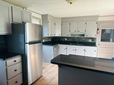 26 Lincoln St unit A, Dover, NH 03820 - photo 6