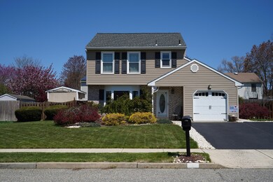 7 Tamarack St, Howell, NJ 07731 - photo 2