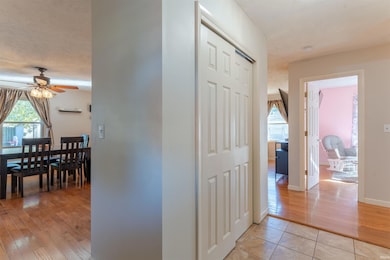 1606 Robin Ln, Mount Vernon, IN 47620 - photo 6