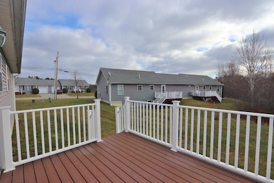 110 Streamside Ln unit 30, Bangor, ME 04401 - photo 3