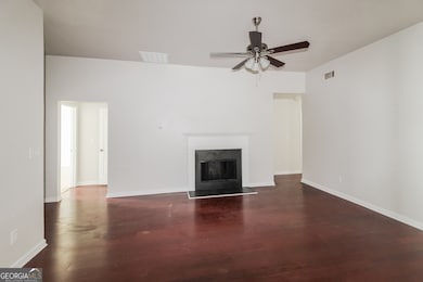 160 Lakeside Point, Covington, GA 30016 - photo 3