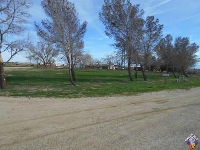 3292 40th St, Rosamond, CA 93560 - photo 7