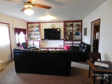 3097 Cemetery Rd, Homedale, ID 83628 - photo 5