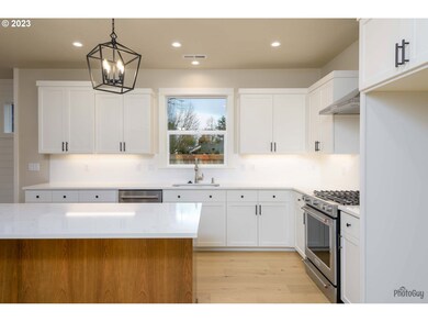 32756 Coburg Creek Dr, Eugene, OR 97408 - photo 4