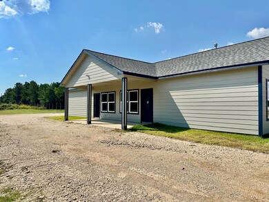 111 County Road 5122, Cleveland, TX 77327 - photo 2