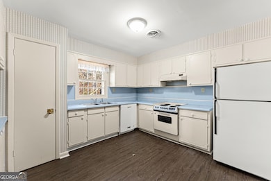 660 Honeysuckle Rd, Gainesville, GA 30501 - photo 7