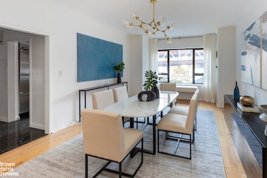 The Sovereign unit 4H, New York, NY 10022 - photo 4