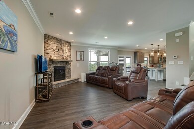 07_HighlandsRidgeLane_1905_Living04