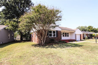 2642 S Oswego Place, Tulsa, OK 74114 - photo 2