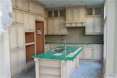 Kitchen/Platinum Cabinets