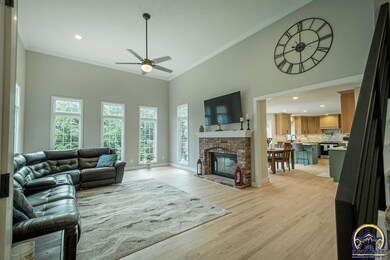 3530 SW Spring Hill Dr, Topeka, KS 66614 - photo 7