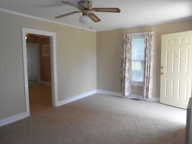 1902 Springdale Ave, Shelbyville, TN 37160 - photo 7