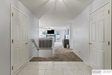 7821 S 98th St, La Vista, NE 68128 - photo 2