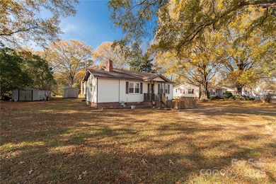 5793 Oak St, Fort Lawn, SC 29714 - photo 3