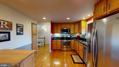 6217 Hidden Canyon Rd, Centreville, VA 20120 - photo 7