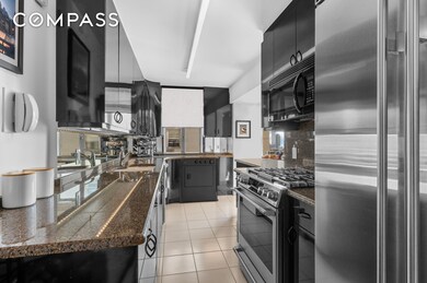 Sutton Owners Corporation unit 10F, New York, NY 10022 - photo 2